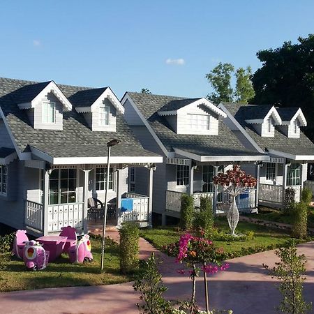 Villa Farm Terrace Kaengsopha Exterior foto